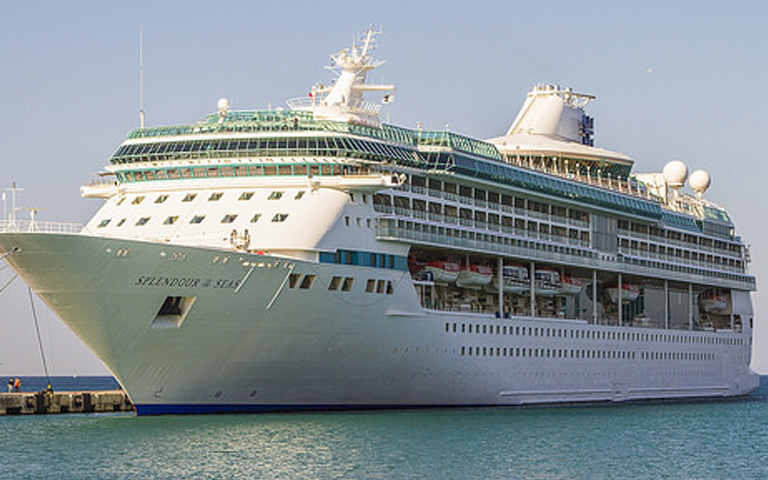 Splendour Of The Seas Cruise Ship: Expert Reviews & Passport Information